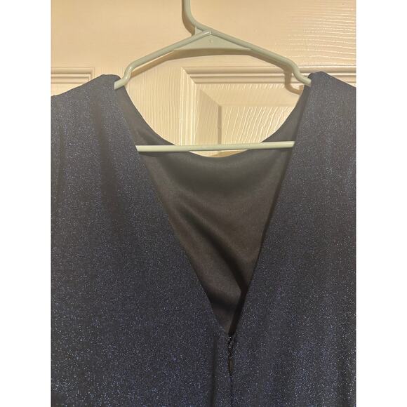 Maggy London Clemence Gown Size 8 MOB MOG Wedding, holiday cocktail formal - Picture 7 of 8